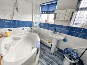 Photo 10- click for photo gallery